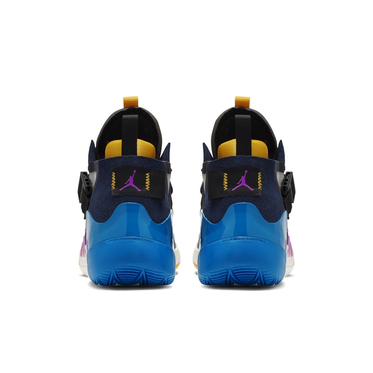 adidas新款曝光,adidas鞋经典白绿