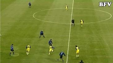 球迷最佳模仿对象，“边路天尊”的盘带技术如何实现？