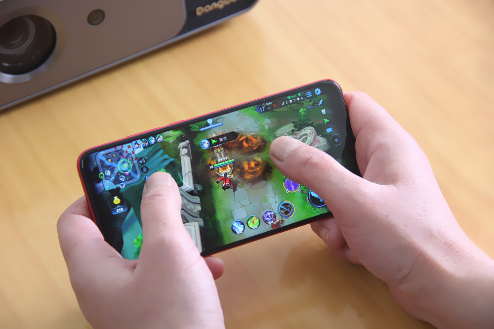 荣耀路由pro对比pro2,荣耀路由pro和小米路由器哪个好