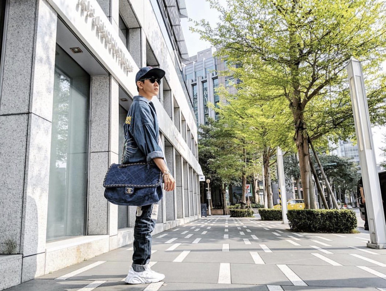 香奈儿帆布包offwhite联名款,香奈儿联名款帆布包