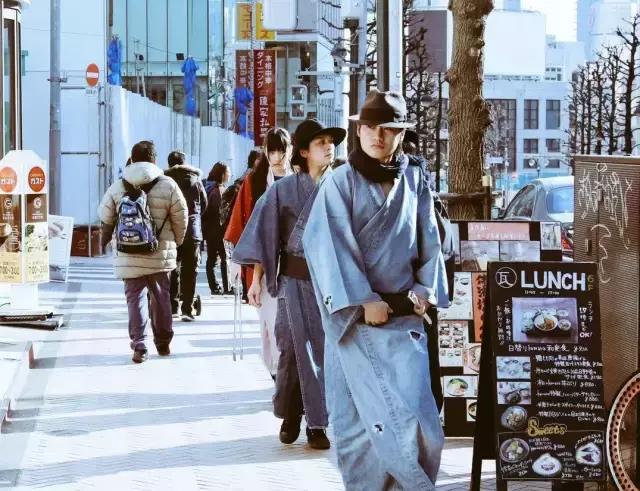 日本街头捡垃圾武士,日本街头捡垃圾天团