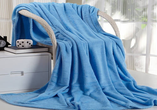 家有小狗的日常护理,家有萌宠小狗有什么坏心思