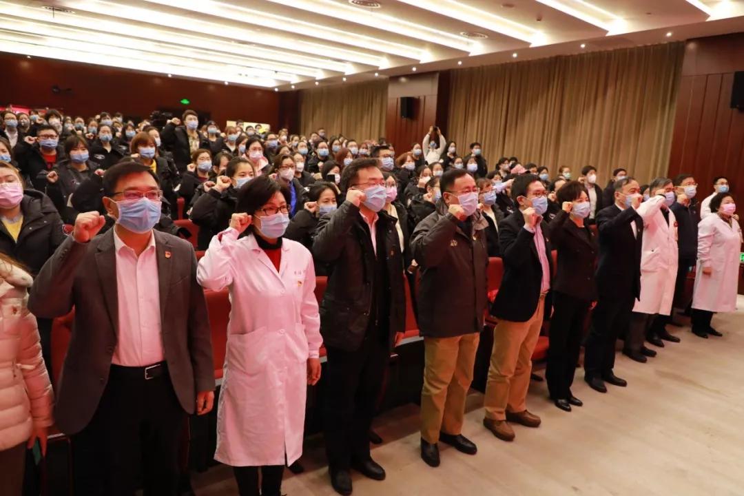 90分钟成军,为武汉结界!复旦华山214位“白衣将士”向武汉再出发!