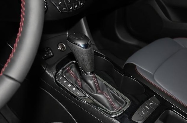 雪佛兰车长超过五米的轿车有哪些,雪佛兰两厢车13款