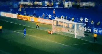 皮尔洛销魂长传,精准而优雅的传球