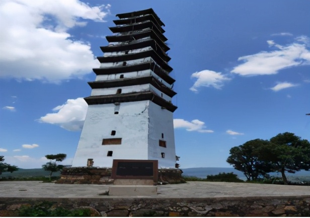 云南禄丰旅游线路攻略图,云南冬季自驾游最佳线路图