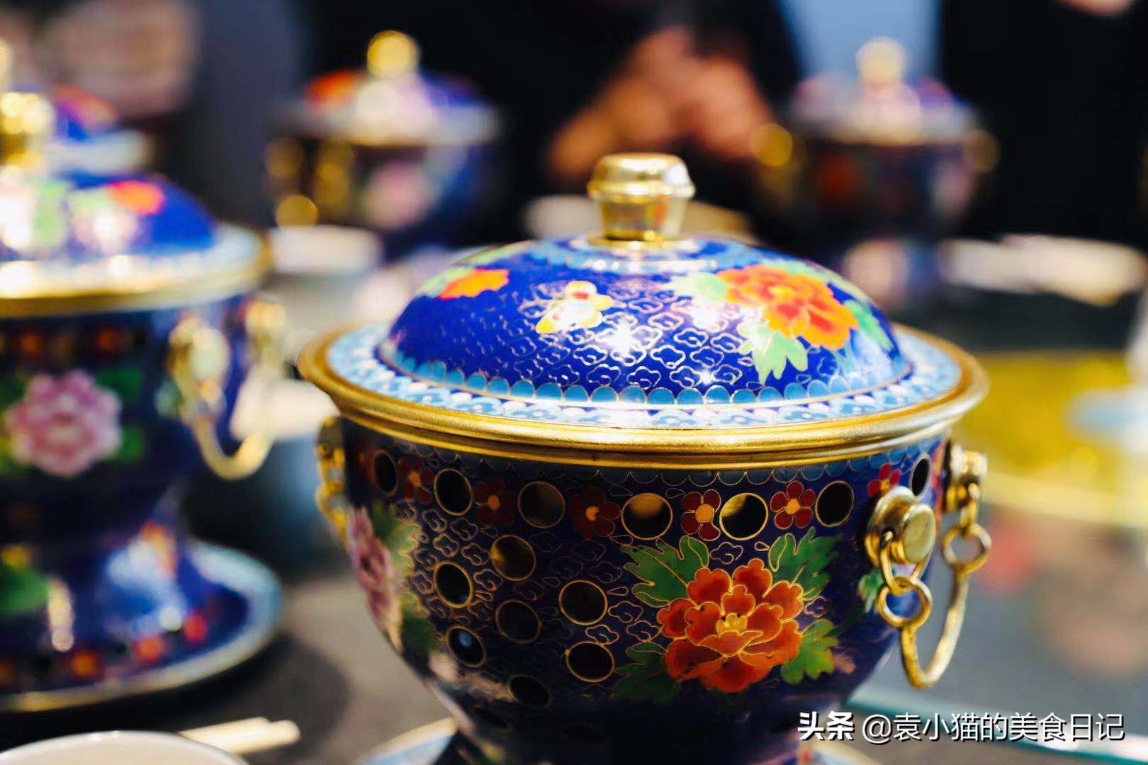 西安人终于爱上铜锅涮，清淡美味关键健康，疫情之后必定会更火