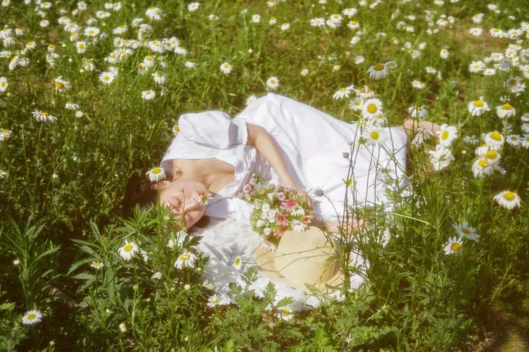 一招轻松拍出电影感的照片,一张照片教你拍出大片的感觉