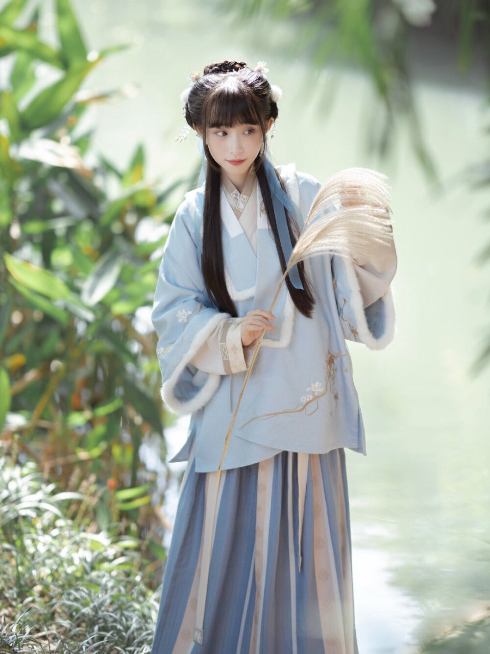 为什么别人穿汉服很好看,你穿却像睡衣?主要是这2个地方做错了