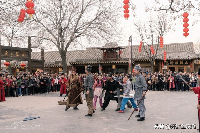 【一画一书览清园】千年汴京城里，做一场灯火阑珊的东京华梦