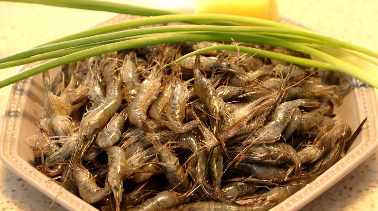 油爆河虾和盐水河虾,河虾做法油爆河虾