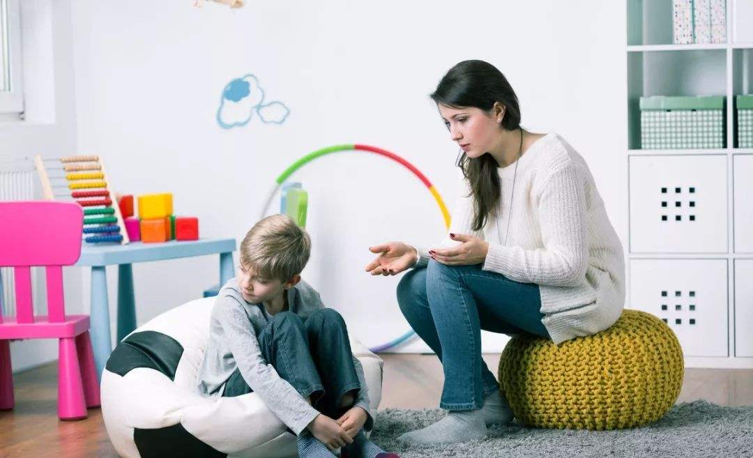 成绩好的孩子是怎么培养出来的,孩子学习自学好还是老师教的好