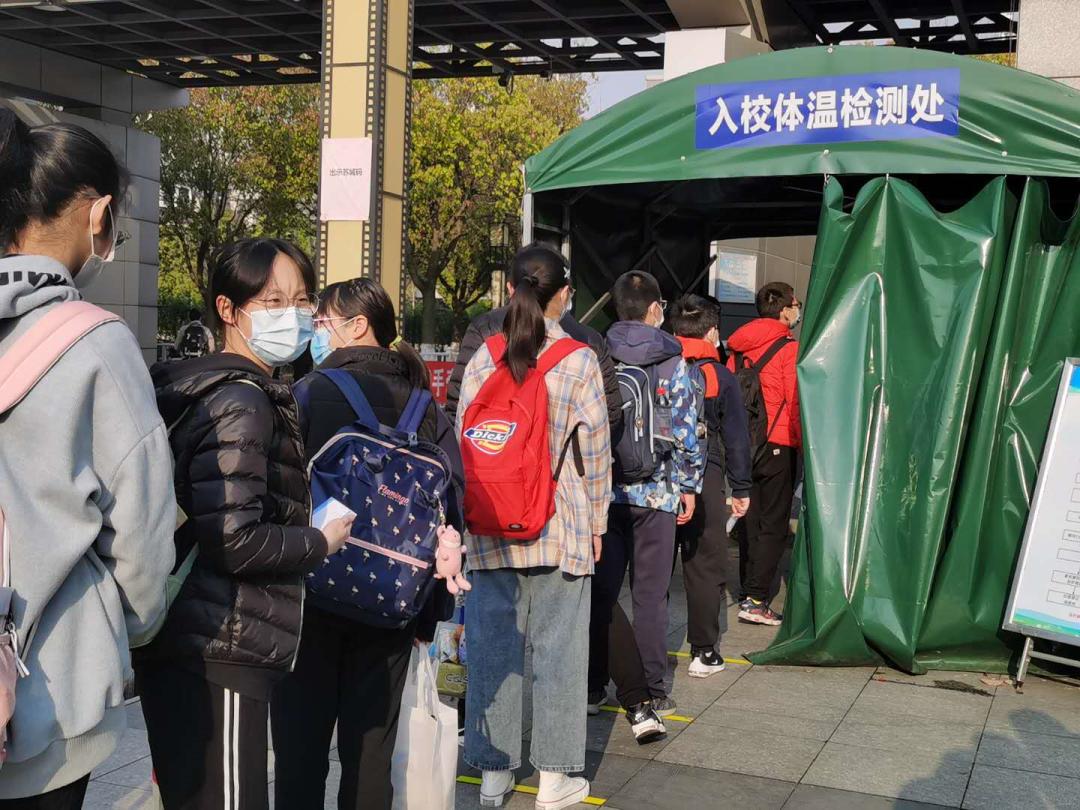 开学现场直击,昆山小学最新消息