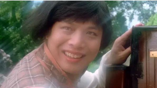 瀵兼紨浠渶鍠滄鐨勫コ鏄庢槦,姊佹湞浼熷拰骞抽附