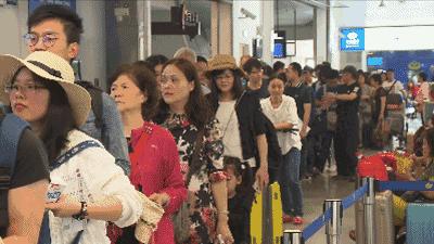 别把手机放裤兜了隐形腰包特能装,超大容量的腰包可以放鞋的