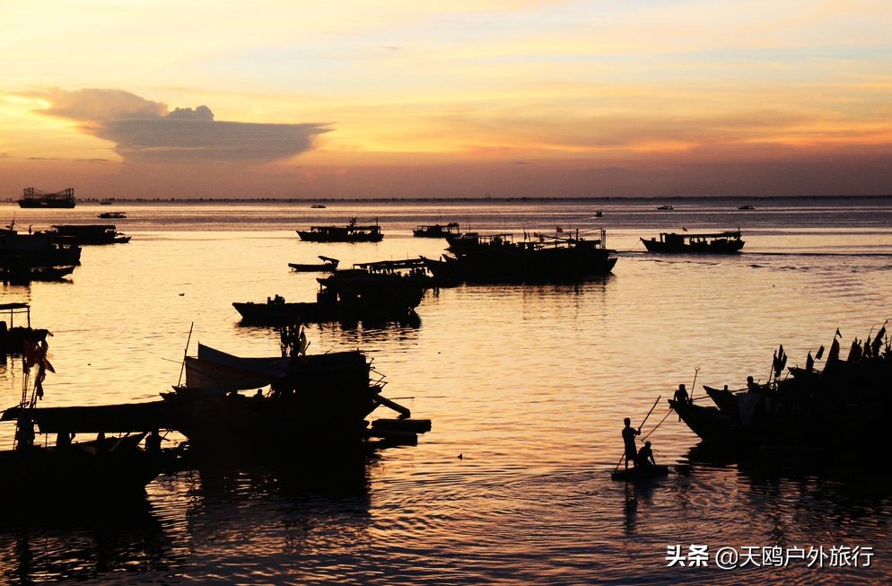 北海银滩蓝色海水在哪里看,北海银沙滩的海水清澈吗