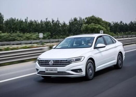 想买辆车代步家用,想买一台家用代步的轿车有哪些