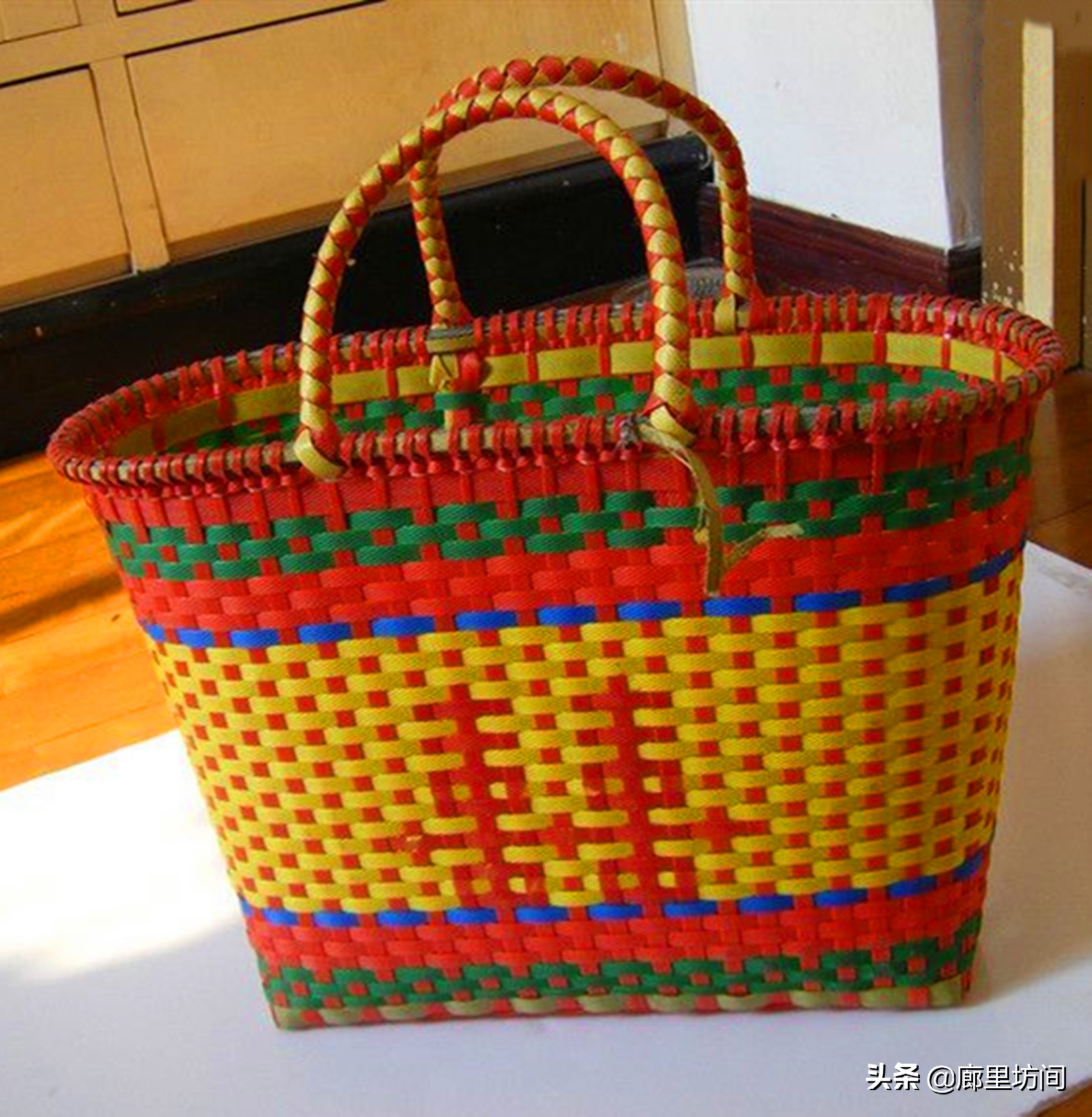 老物件：网兜上世纪七八十年代神奇的携物工具如今已经少见了