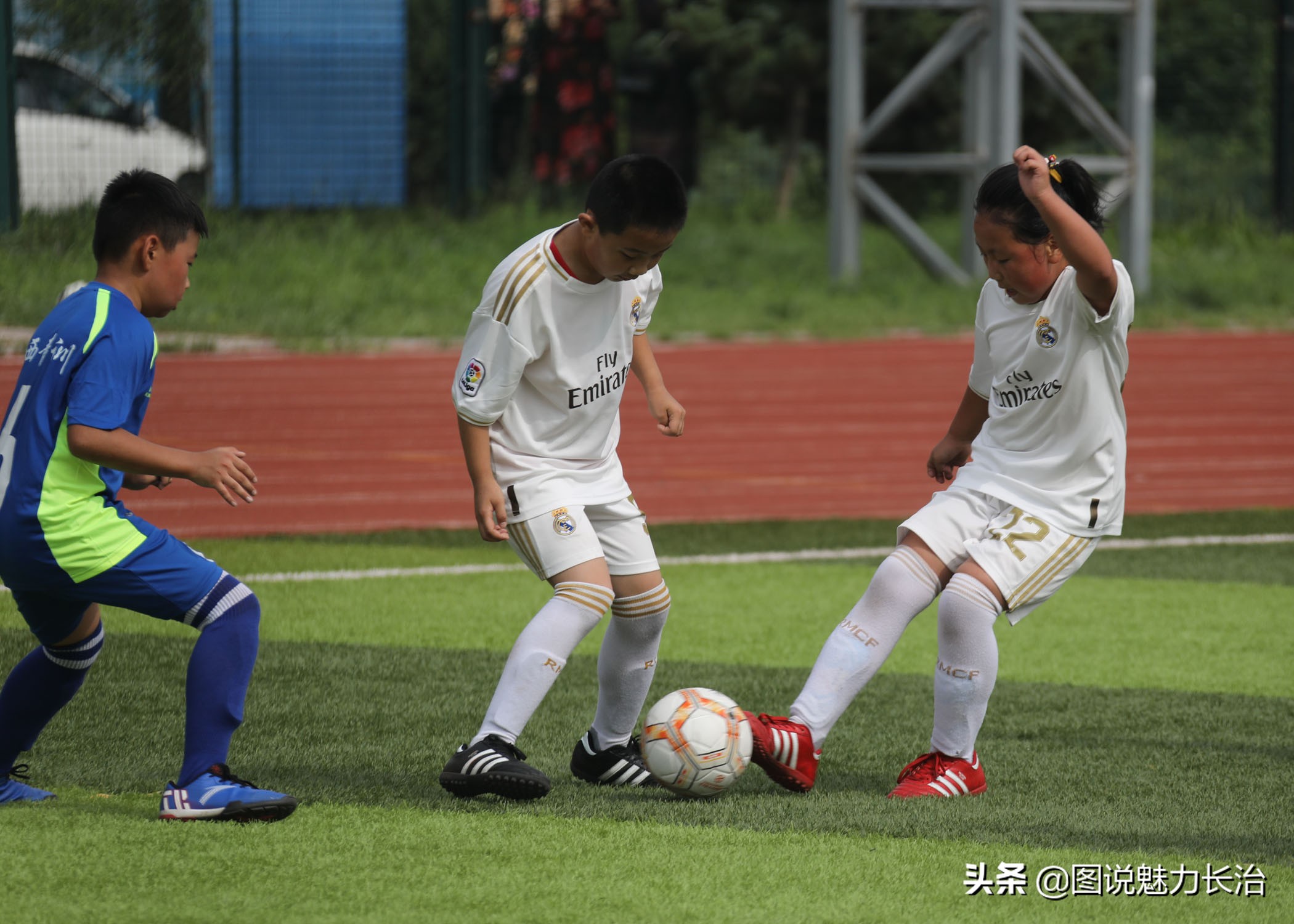 为中国女足喝彩图片,长治青少年足球比赛抽签