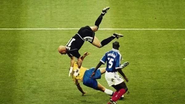 1998年世界杯最精彩的一球,1998年世界杯决赛法国vs巴西比分