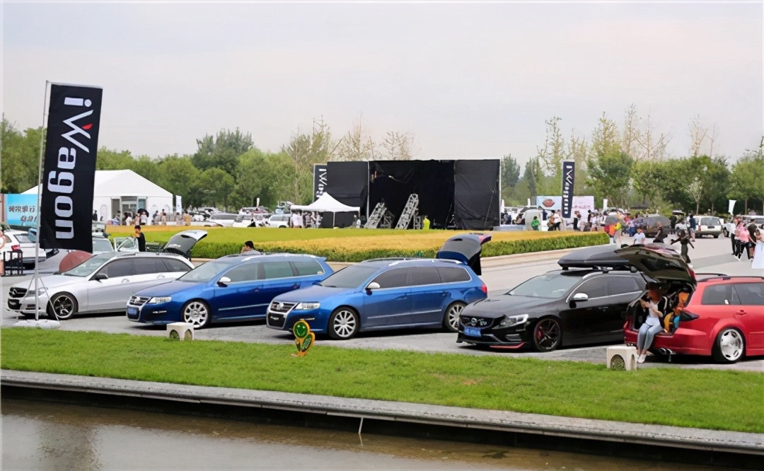 旅行车想出圈，是谁给的勇气？