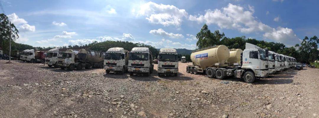 华菱星马散装水泥罐车新车,华菱星马四桥散装水泥罐车新车