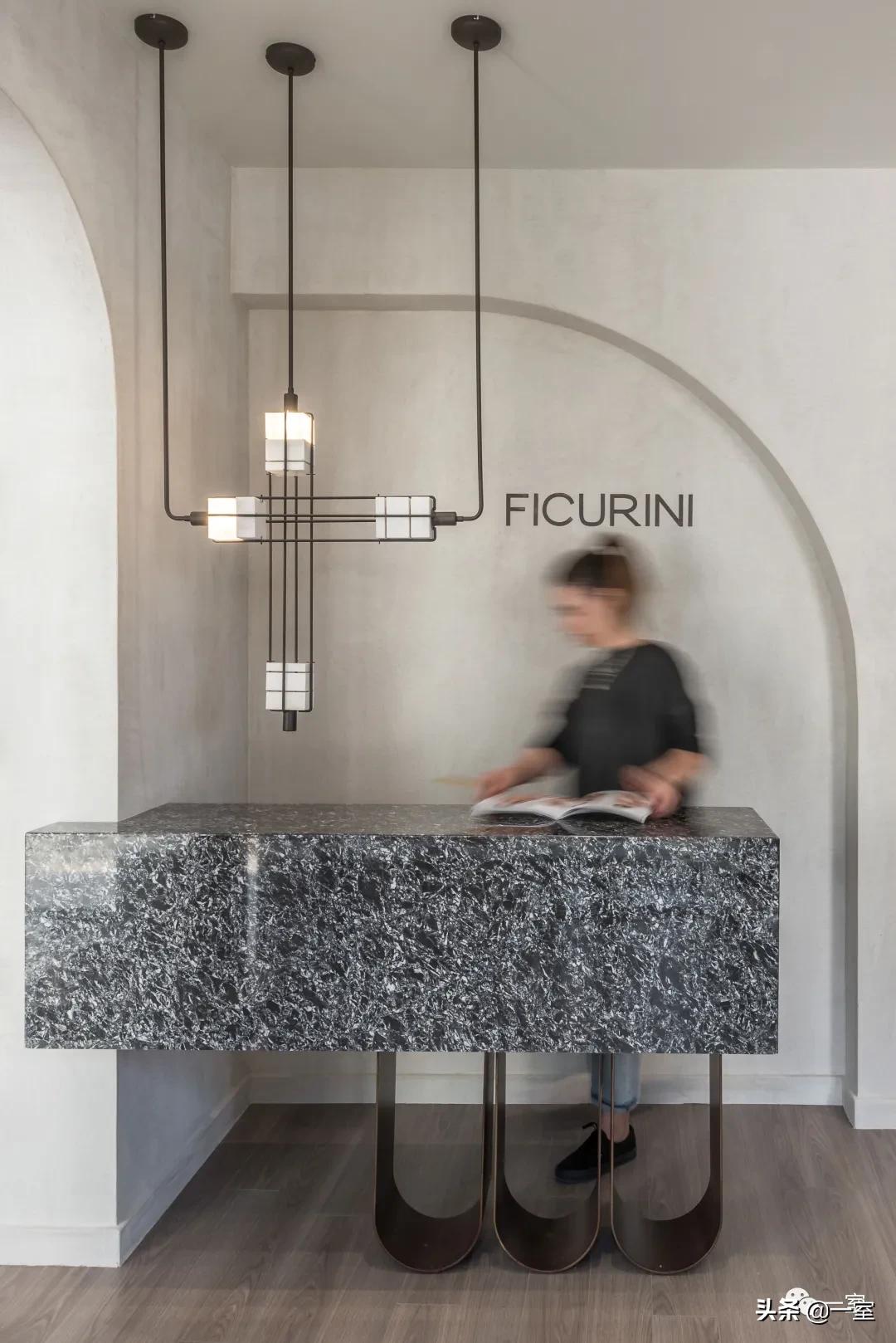 前台怎么设计刚好在楼梯口,前台怎么设计位置