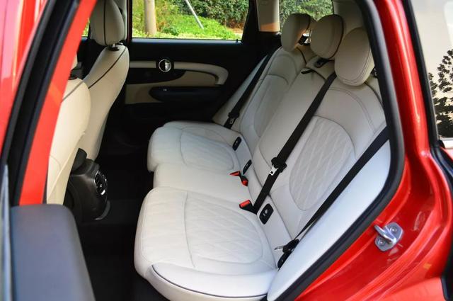 选哪款宝马mini合适,宝马迷你mini适合40岁女性吗