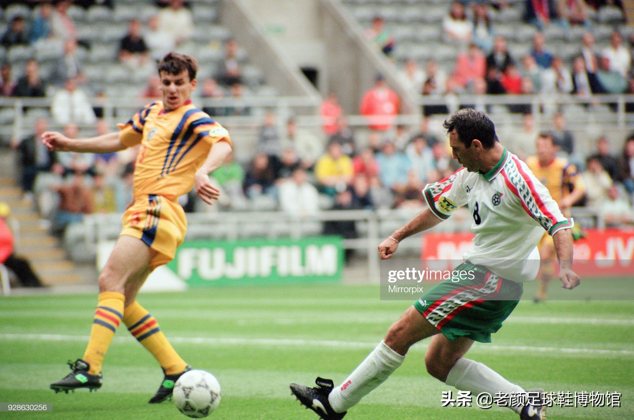 被终身禁赛的共产主义球王，最痛恨皇马的巴萨巨星曾经当过炊事员