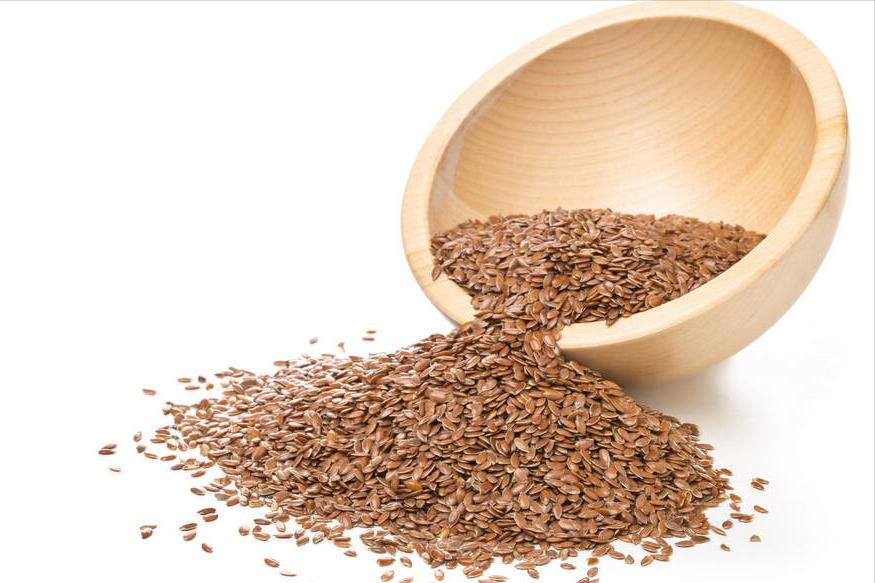 宝宝吃米粉有点疹子需要停吗,宝宝吃米粉身上出现红斑