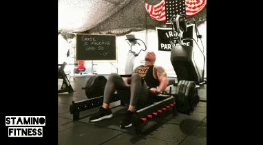 巨石强森母亲父亲多高,巨石强森父亲