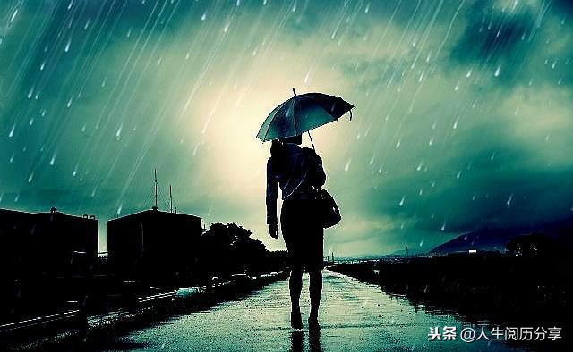 美睫完成发朋友圈吸引人的说说,女人正能量发圈吸引人的短句说说