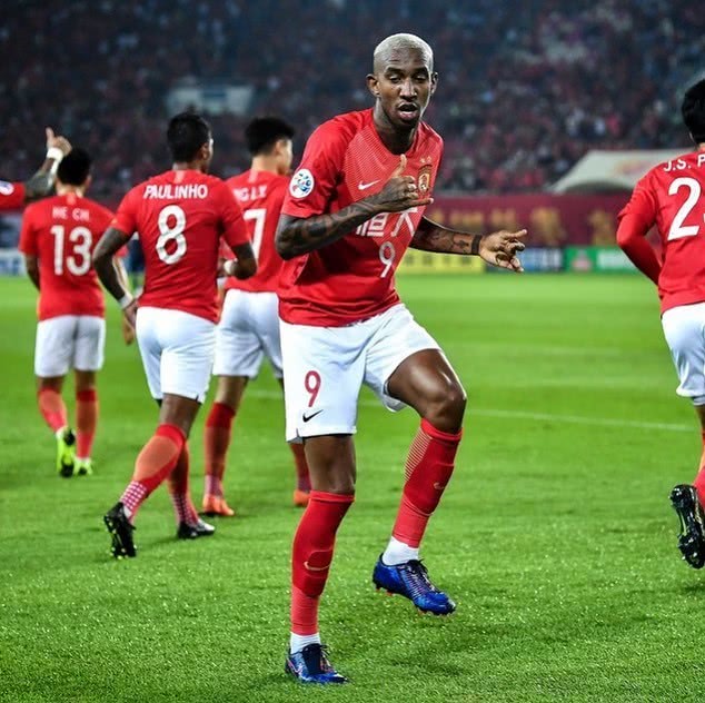 恒大核心看齐C罗！自建训练中心和私人团队，公开澄清转会传闻