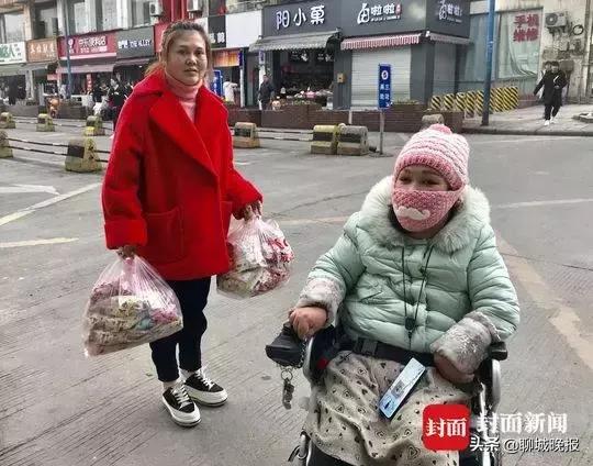 一生都在“拼命”的脑瘫妈妈患肿瘤，拼死生下的女儿却说……