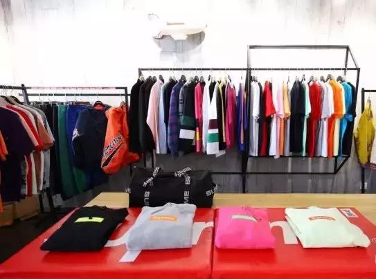 上海哪里可以买新款鞋,在哪里可以买便宜球鞋