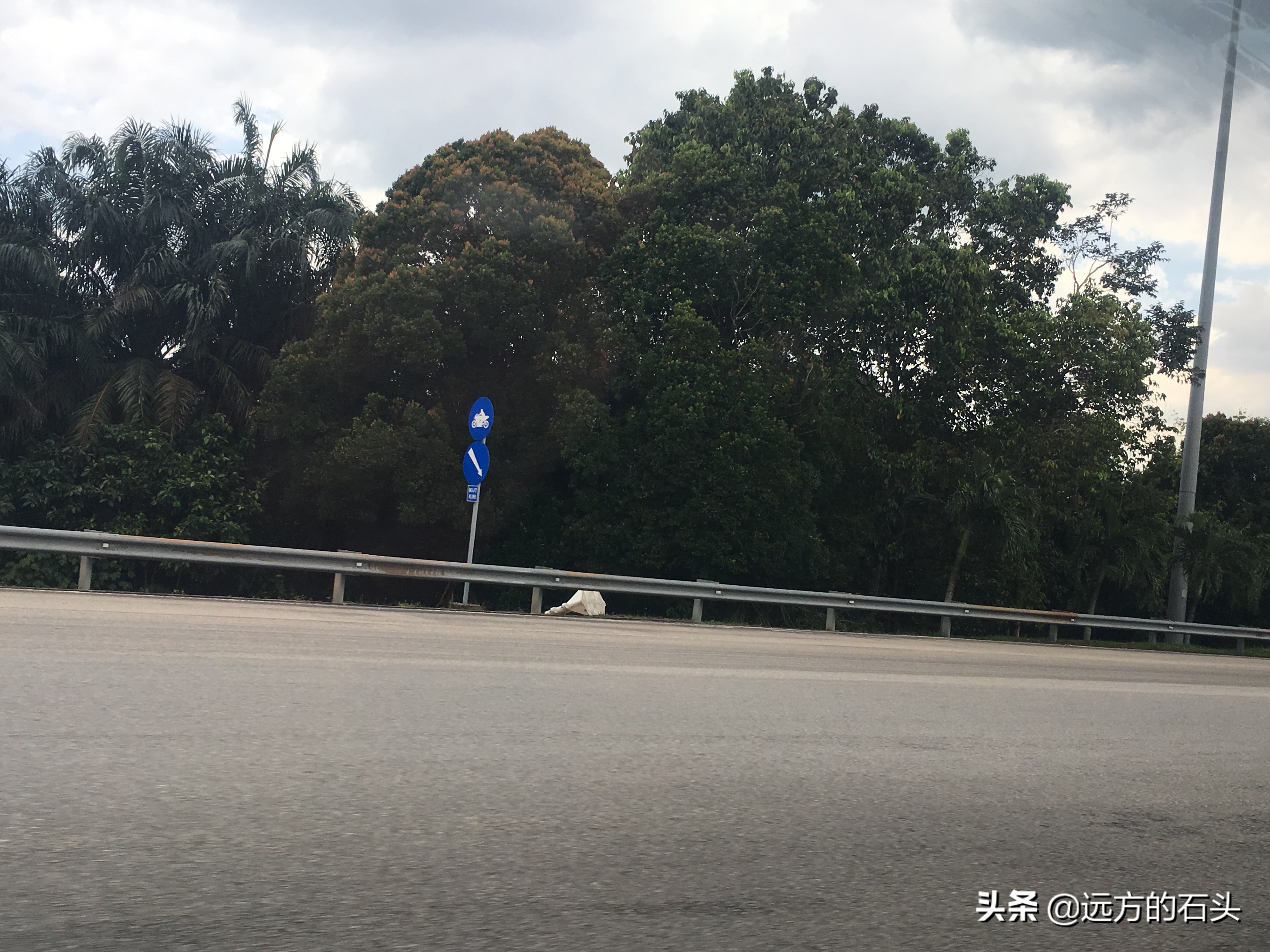 摩托车真的可以上高速吗,为什么摩托车出行很便利