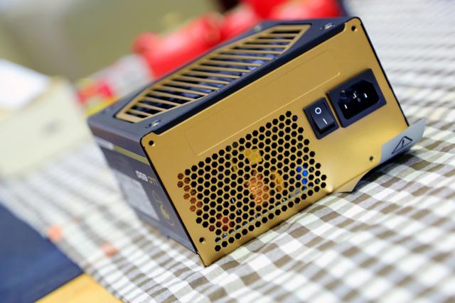 骨伽650电源评测,骨伽llc650电源