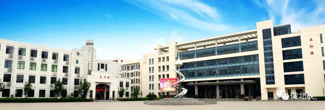 超燃现场燃爆全场校园,超震撼的快闪视频