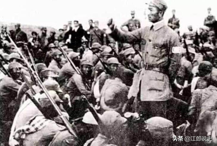 *振华苏**：5年剿匪27万人，后被授为上将，去世后骨灰洒在南海