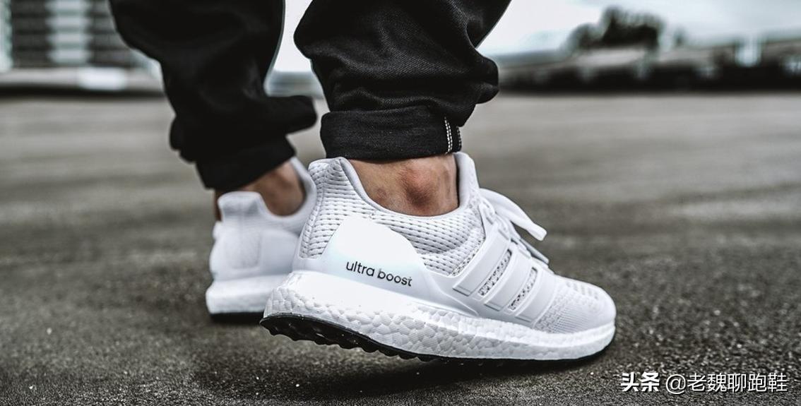 不看品牌看档次的表,adidasub跑鞋性价比推荐