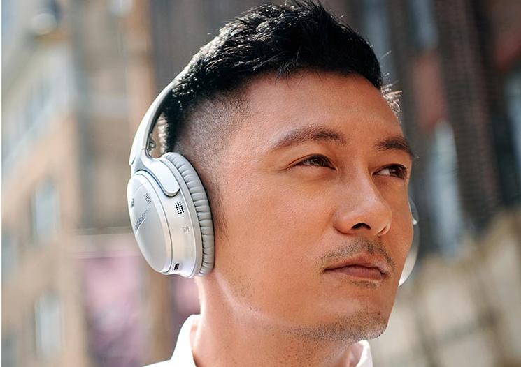 BOSEQC35二代和索尼WH-1000XM3价格差不多，买哪款？