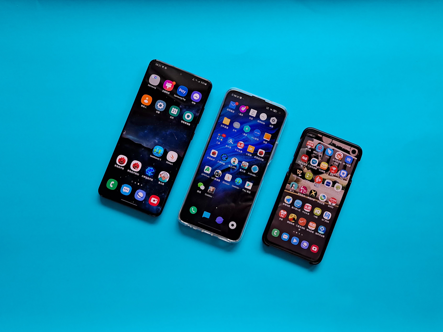 三星S20U/iQOOZ1/三星S10e，实机跑分看性能差距