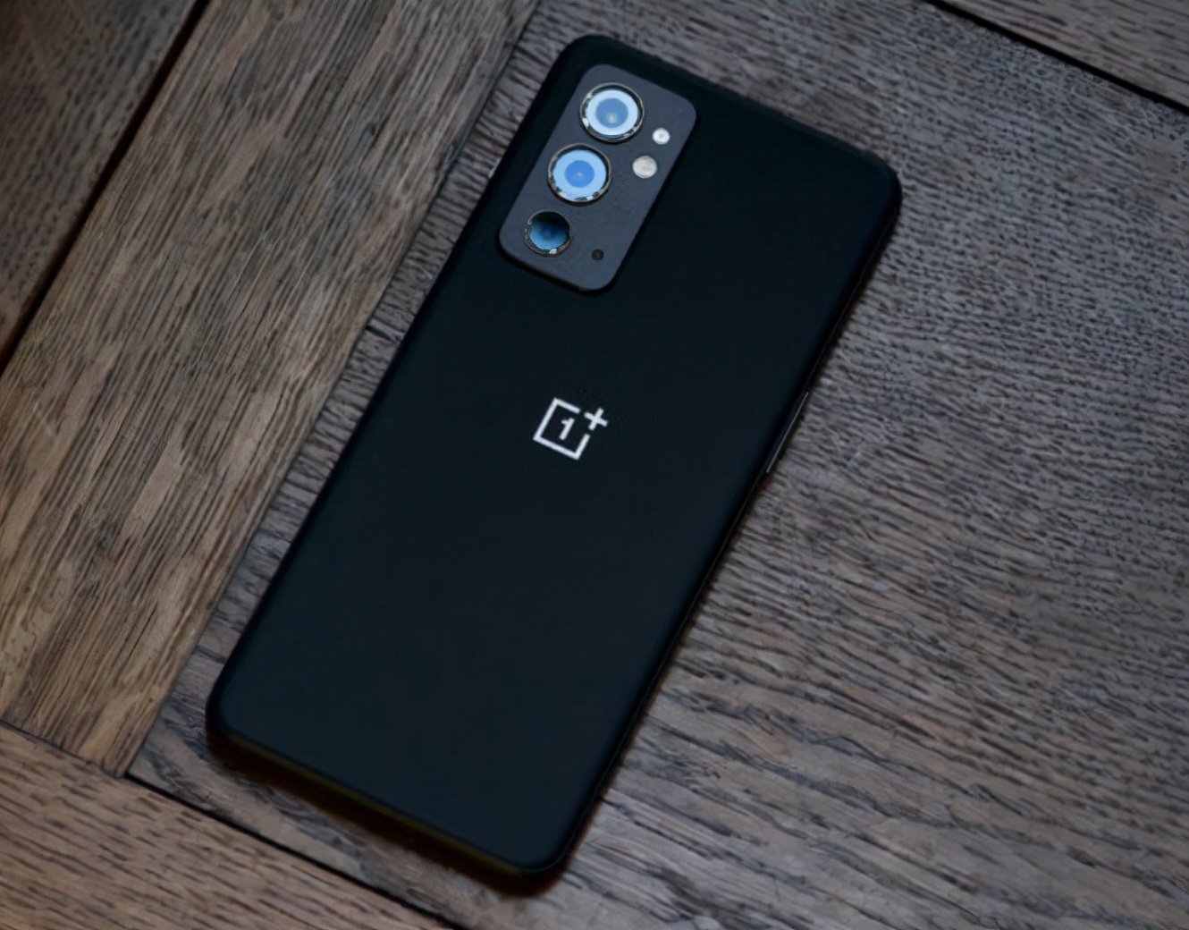 一加新机明明没有亮点，为何大家都认为值得买？