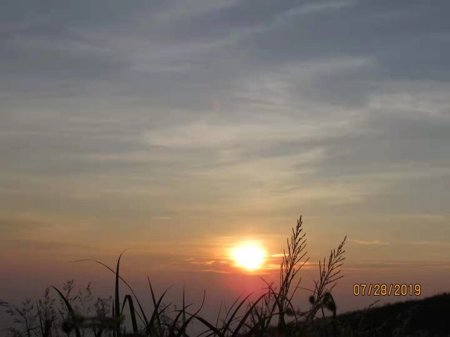 忘了当初来时的路,忘记了自己来时的路