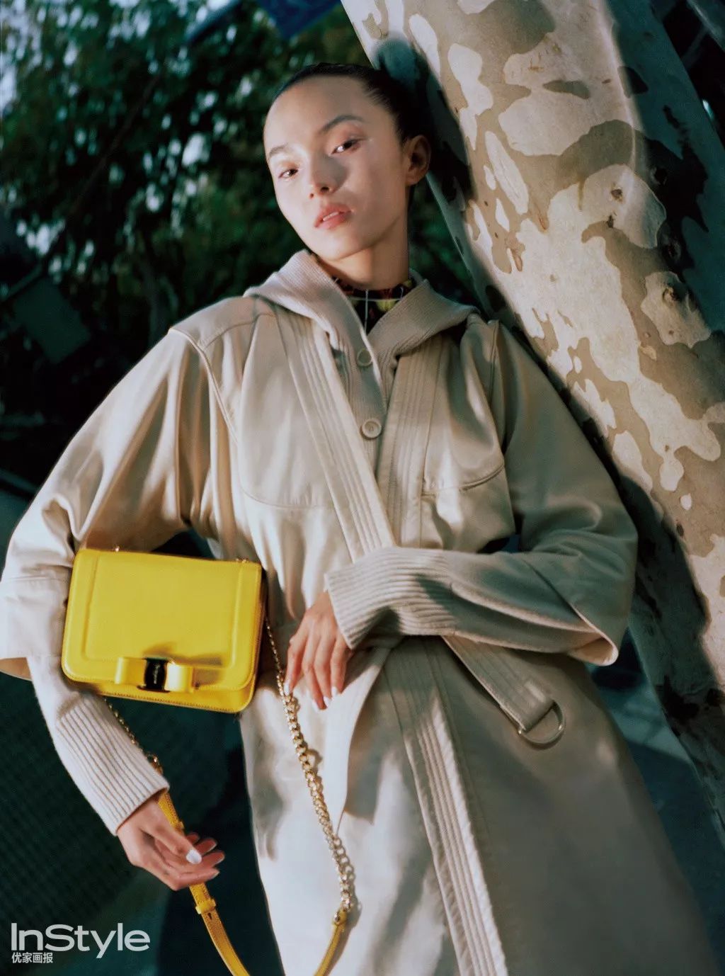 刘雯何穗个人简介,刘雯何穗奚梦瑶走秀视频