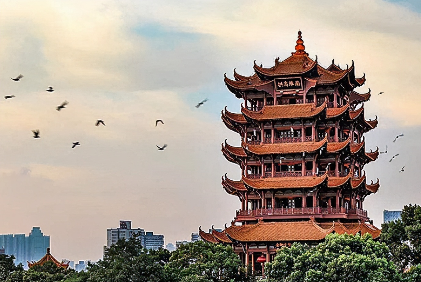 武汉到底是一座怎样的城市,易中天武汉视频完整版