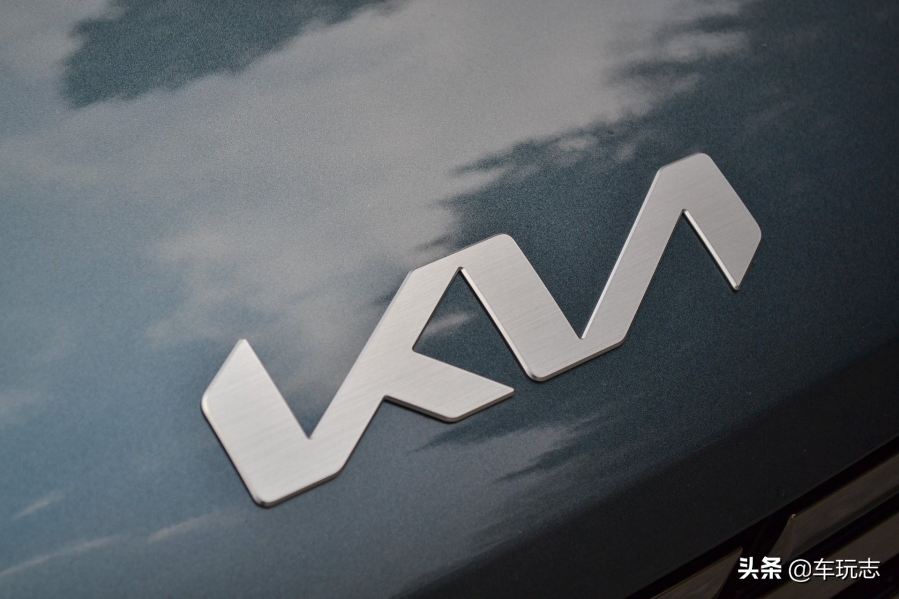 2023款起亚嘉华亮相,起亚嘉华国产mpv2020款高顶