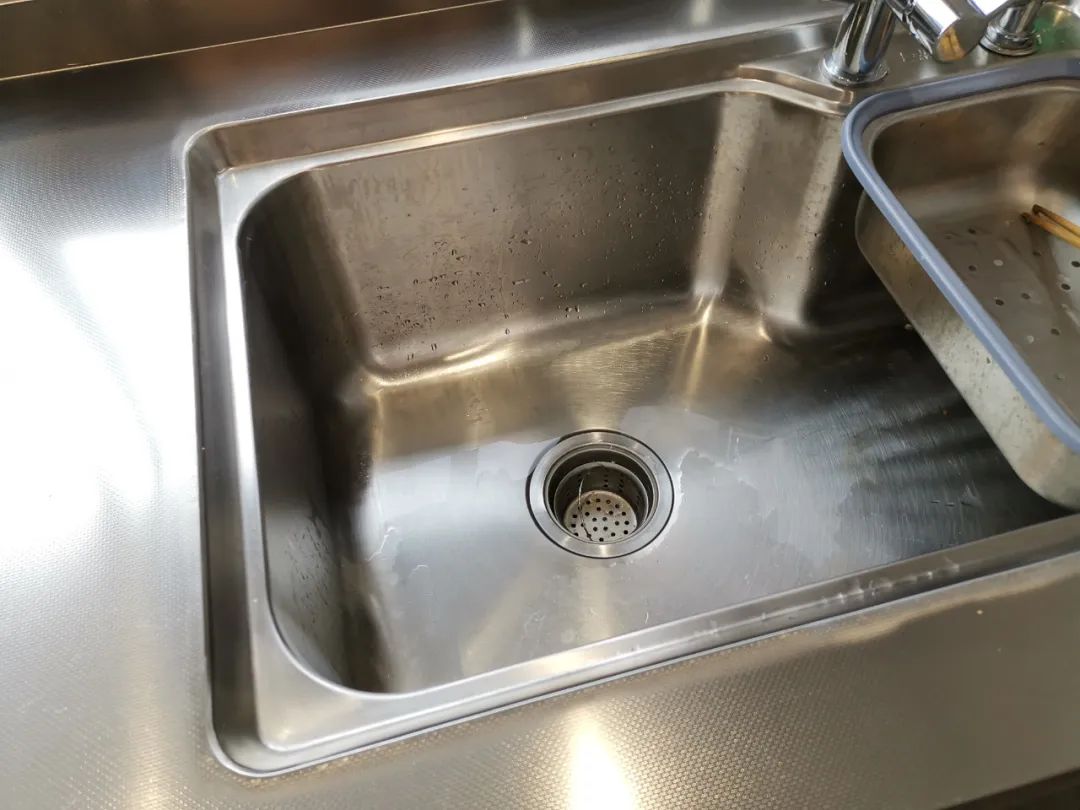 老破小厨房改造翻新方案,100元小户型厨房改造