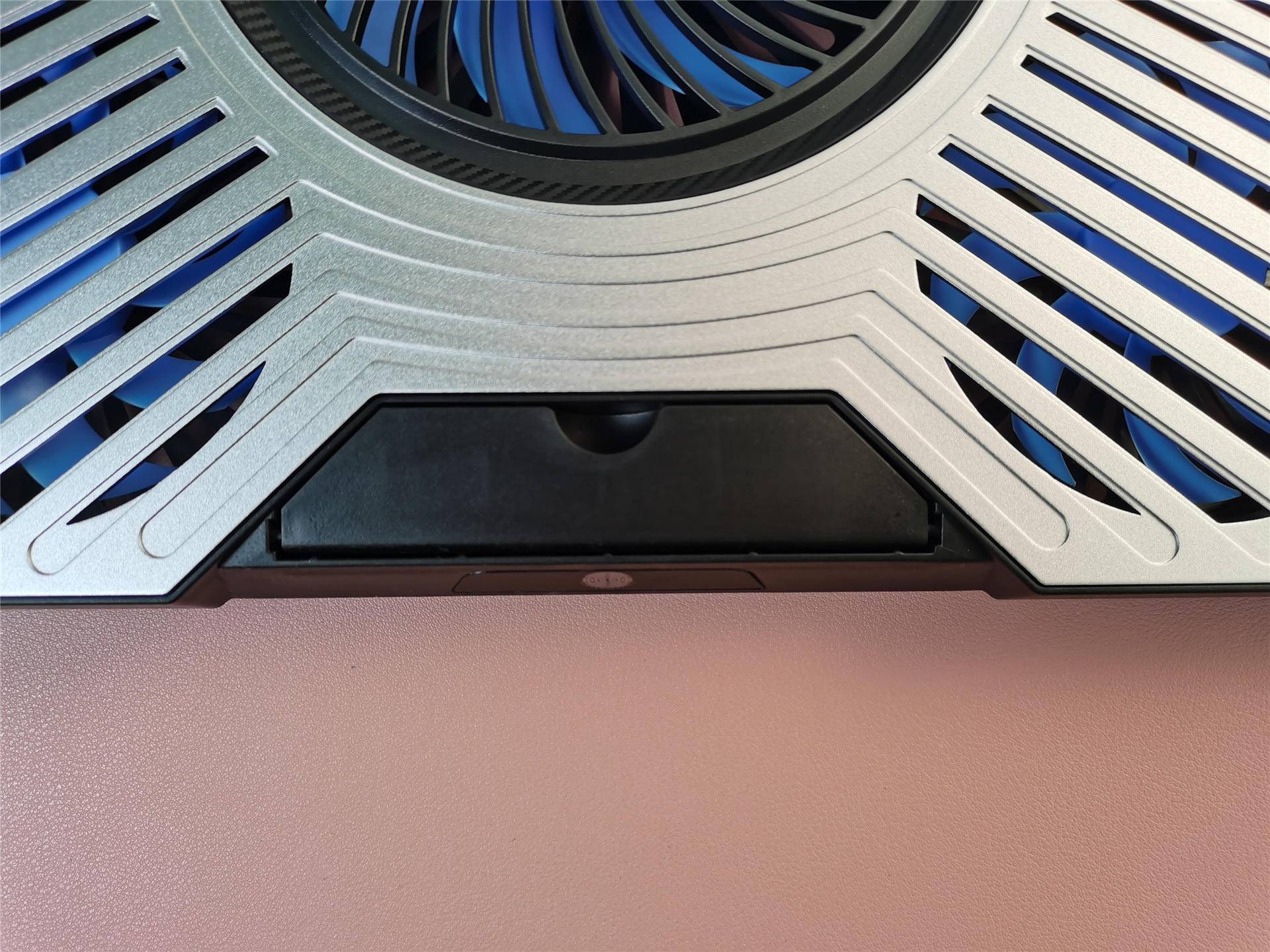 超频3笔记本电脑散热器怎么样,笔记本散热硅脂和散热垫