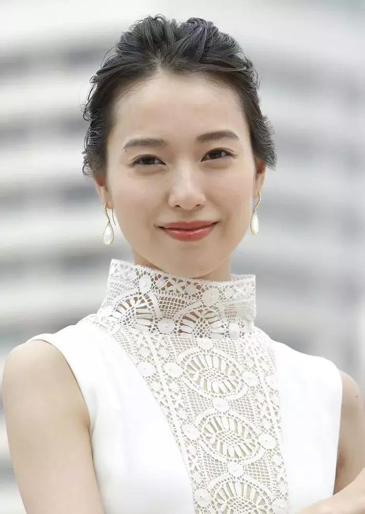 一直美白一直不见效？到底是精华没效果还是方式没用对？